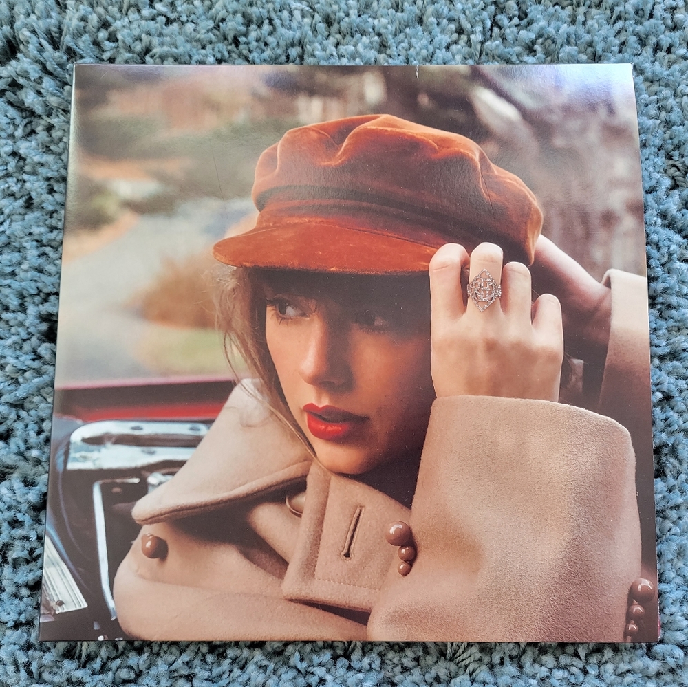 Taylor Swift - Red (Taylor's Version) Black Vinyl